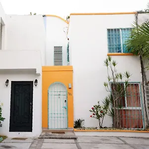 Holiday home Casa De Colores, Playa del Carmen