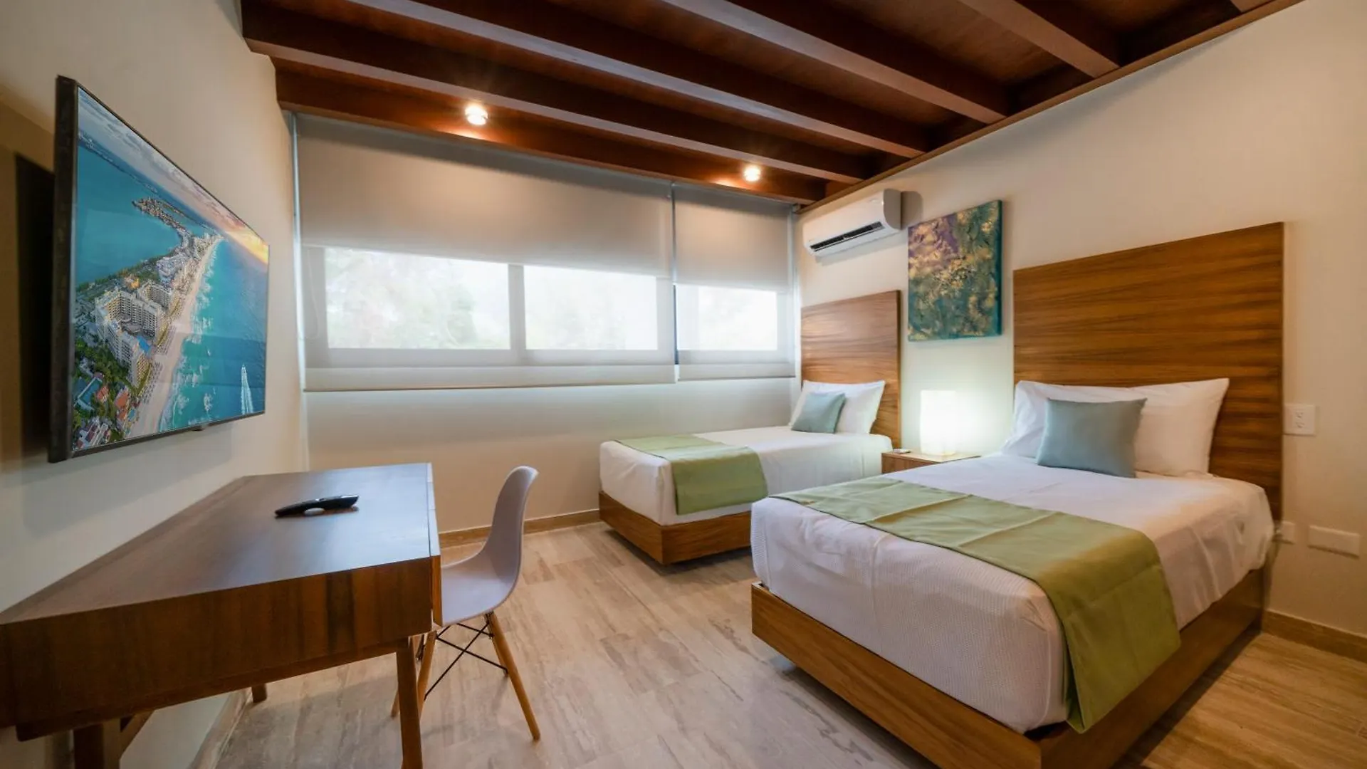 Luxury 2 Bedroom Condo - Infinity Pool At Awa Residences In Playacar, Awa 107 Playa del Carmen